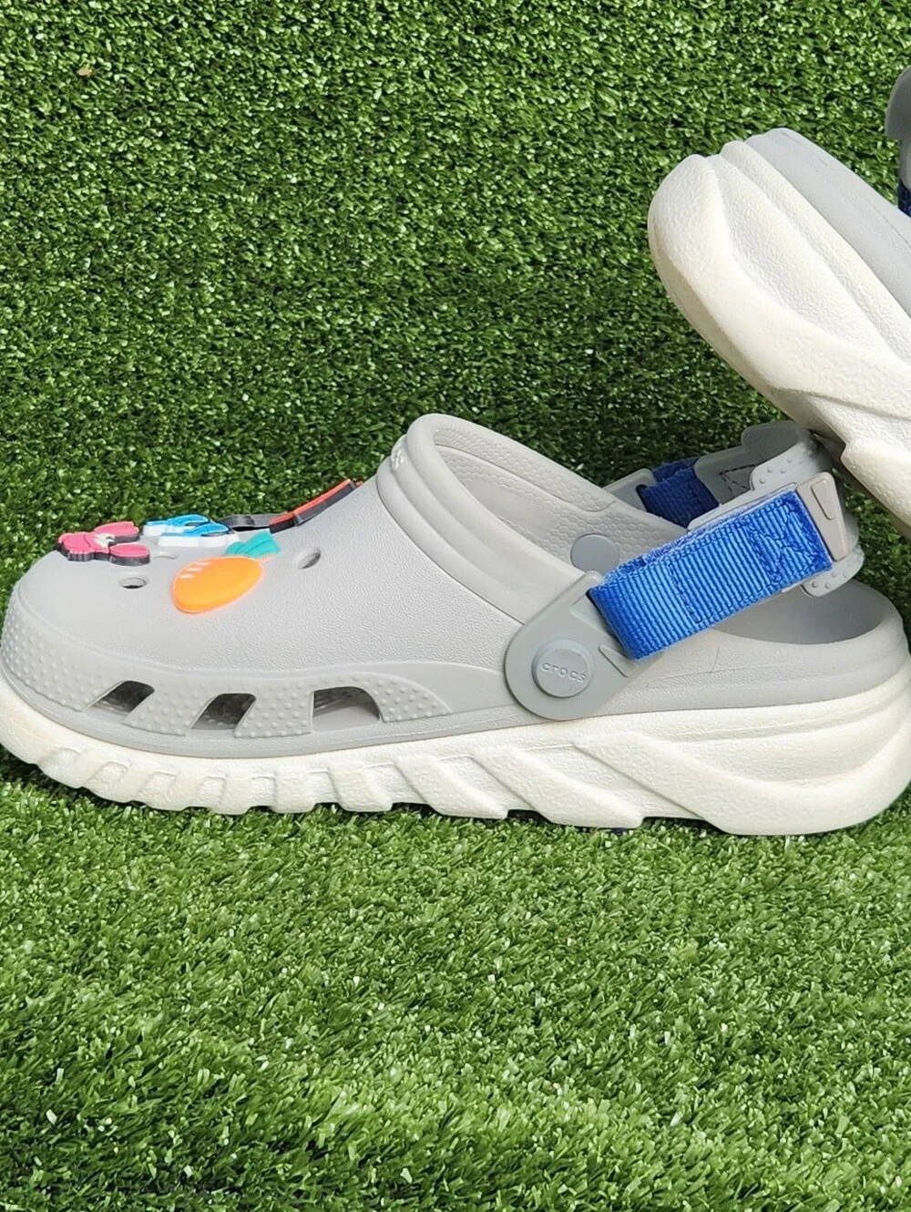 Crocs Kids' Boys Duet Max II Gray Clogs Size 2 Slip-on Comfort Sandals -Jibbitzs